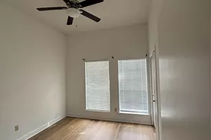 3211 Mesquite Dr, Sugar Land, TX 77479 - Photo 4
