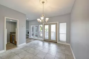 2601 S Broadway St, La Porte, TX 77571 - Photo 32