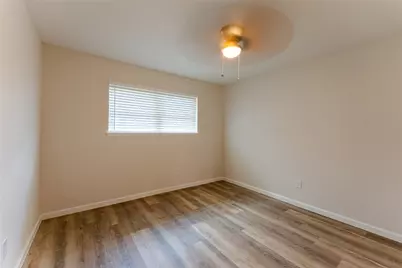 15823 Kueben Lane, Houston, TX 77489 - Photo 18