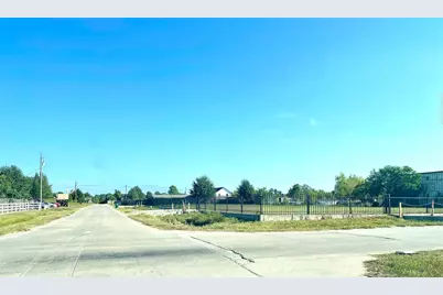 109 County Road 3580, Cleveland, TX 77327 - Photo 1