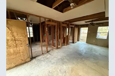 157 Honeysuckle, Livingston, TX 77351 - Photo 18