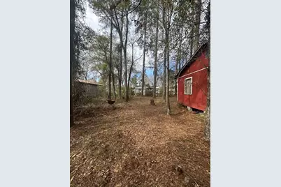 157 Honeysuckle, Livingston, TX 77351 - Photo 4