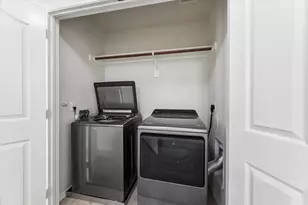 10942 Chazenwood Dr, Houston, TX 77064 - Photo 22