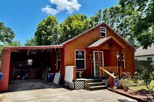 2317 35th Ave N, Texas City, TX 77590 - Photo 2