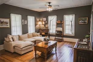 10753 Track Rd E, Cat Spring, TX 78933 - Photo 20