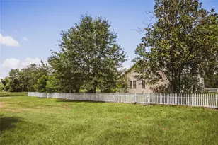 10753 Track Rd E, Cat Spring, TX 78933 - Photo 40