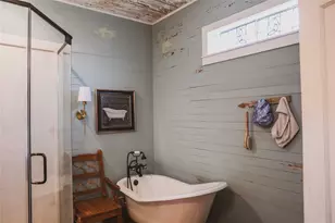 10753 Track Rd E, Cat Spring, TX 78933 - Photo 28