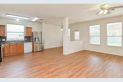 1030 Riverwood Drive, Dickinson, TX 77539 - Photo 16
