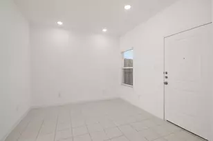 8302 Tidwell Rd, Houston, TX 77028 - Photo 10