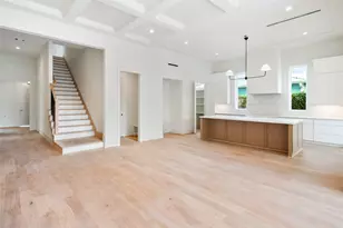 1002 E 25th St, Houston, TX 77009 - Photo 10