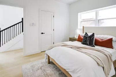 1214 W 24th Street #D, Houston, TX 77008 - Photo 6