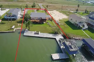 1219 Pilot Ln, Galveston, TX 77554 - Photo 2