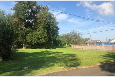 515 Lake Charles Avenue, Port Arthur, TX 77640 - Photo 1