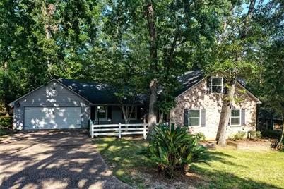 1006 Amesbury Court, Huntsville, TX 77340 - Photo 2