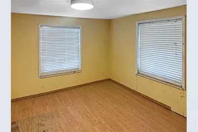 619 N Avenue C, Freeport, TX 77541 - Photo 4