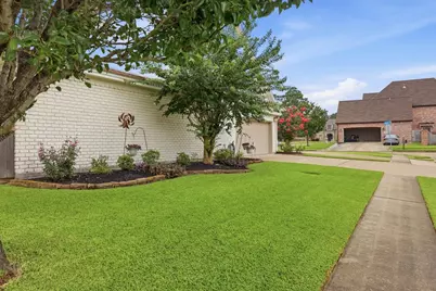 1801 Lindsay Lane, Port Neches, TX 77651 - Photo 36