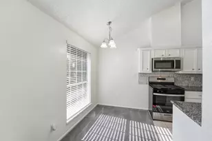 10015 Ridgecoral Dr, Houston, TX 77038 - Photo 6