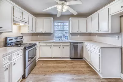 114 Park Place, La Grange, TX 78945 - Photo 6