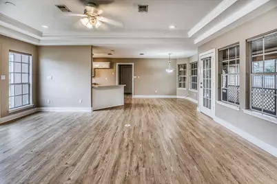 114 Park Place, La Grange, TX 78945 - Photo 4