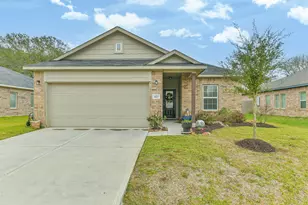 7407 Parkview Dr, Hitchcock, TX 77563 - Photo 2