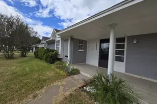 1903 Britton St, Baytown, TX 77520 - Photo 4