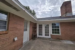 1903 Britton St, Baytown, TX 77520 - Photo 16