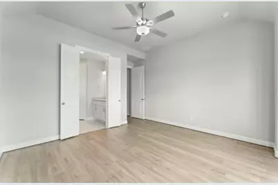 724 Lake Lacosta Drive, Katy, TX 77493 - Photo 18