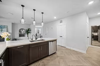 6804 Westview Drive #2307, Houston, TX 77055 - Photo 10