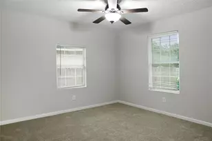 611 93rd St, Houston, TX 77012 - Photo 6