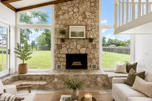 122 N Holland St, Bellville, TX 77418 - Photo 18