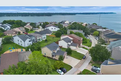 278 Capetown, Montgomery, TX 77356 - Photo 2