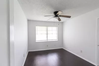 629 13th Avenue N, Texas City, TX 77590 - Photo 14