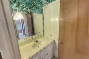 13103 Holston Hills Dr, Houston, TX 77069 - Photo 18