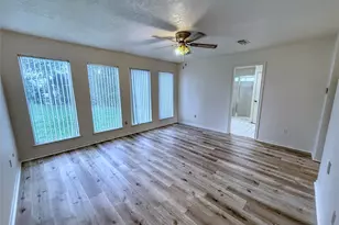 13103 Holston Hills Dr, Houston, TX 77069 - Photo 12
