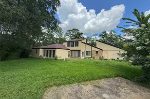 13103 Holston Hills Dr, Houston, TX 77069 - Photo 30