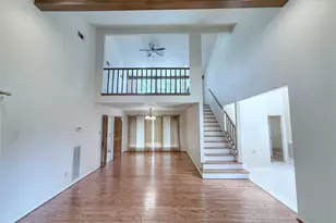 13103 Holston Hills Dr, Houston, TX 77069 - Photo 24