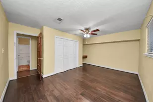 11115 Opal Glen Ln, Houston, TX 77075 - Photo 6