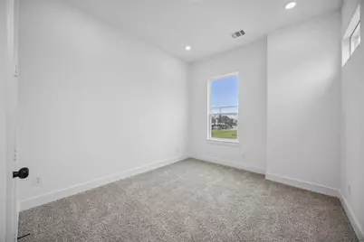 8107 Calhoun Road, Houston, TX 77033 - Photo 18