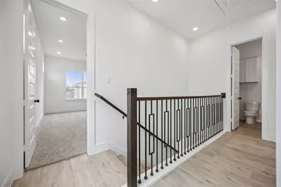 8107 Calhoun Road, Houston, TX 77033 - Photo 12