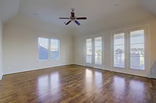 9627 Fannin Station W, Houston, TX 77045 - Photo 14