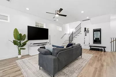 2056 Johanna Drive #F, Houston, TX 77055 - Photo 6