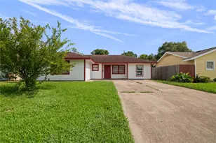 3129 Danforth Dr, Texas City, TX 77590 - Photo 1