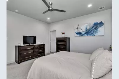 5702 Rucio Lane, Houston, TX 77092 - Photo 14