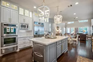 7 Chivary Oaks Ct, The Woodlands, TX 77382 - Photo 12