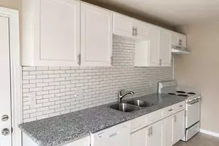 603 Wisteria, La Marque, TX 77568 - Photo 2