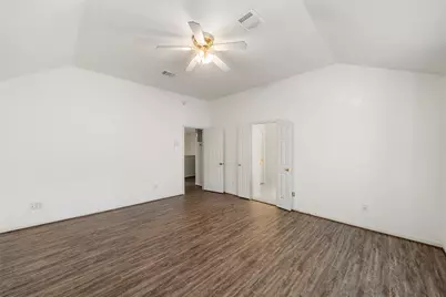 87 N Delta Mill Circle, The Woodlands, TX 77385 - Photo 8