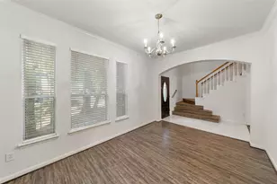 87 N Delta Mill Cir, The Woodlands, TX 77385 - Photo 2