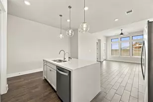 2834 Elm Crk Wy, Iowa Colony, TX 77583 - Photo 14