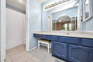 2519 Colonial Ridge Dr, Friendswood, TX 77546 - Photo 14