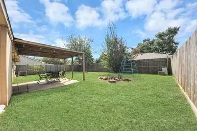 2519 Colonial Ridge Drive, Friendswood, TX 77546 - Photo 20